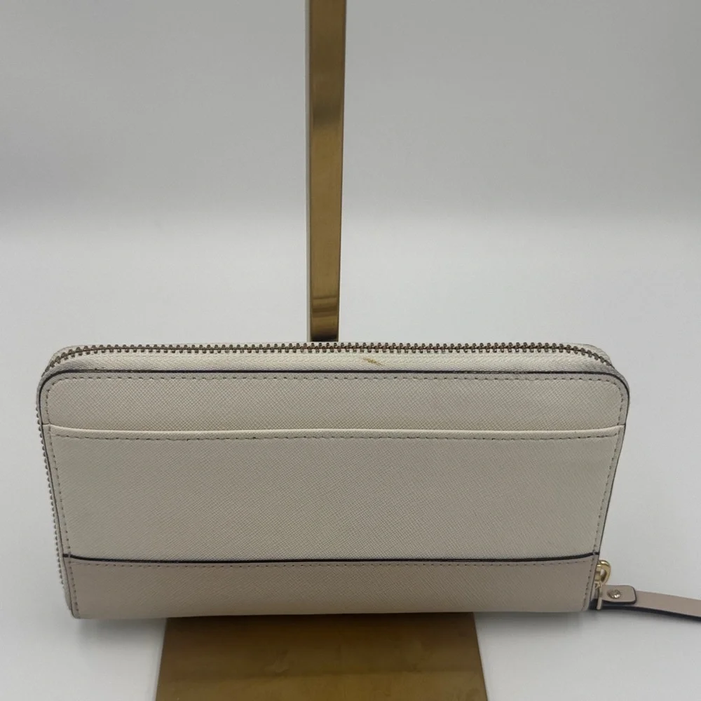 Kate Spade Cream and Tan Wallet - Picture 2 of 8
